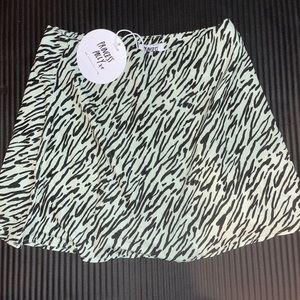 Princess Polly Sage Zebra Mini Skirt Size 6